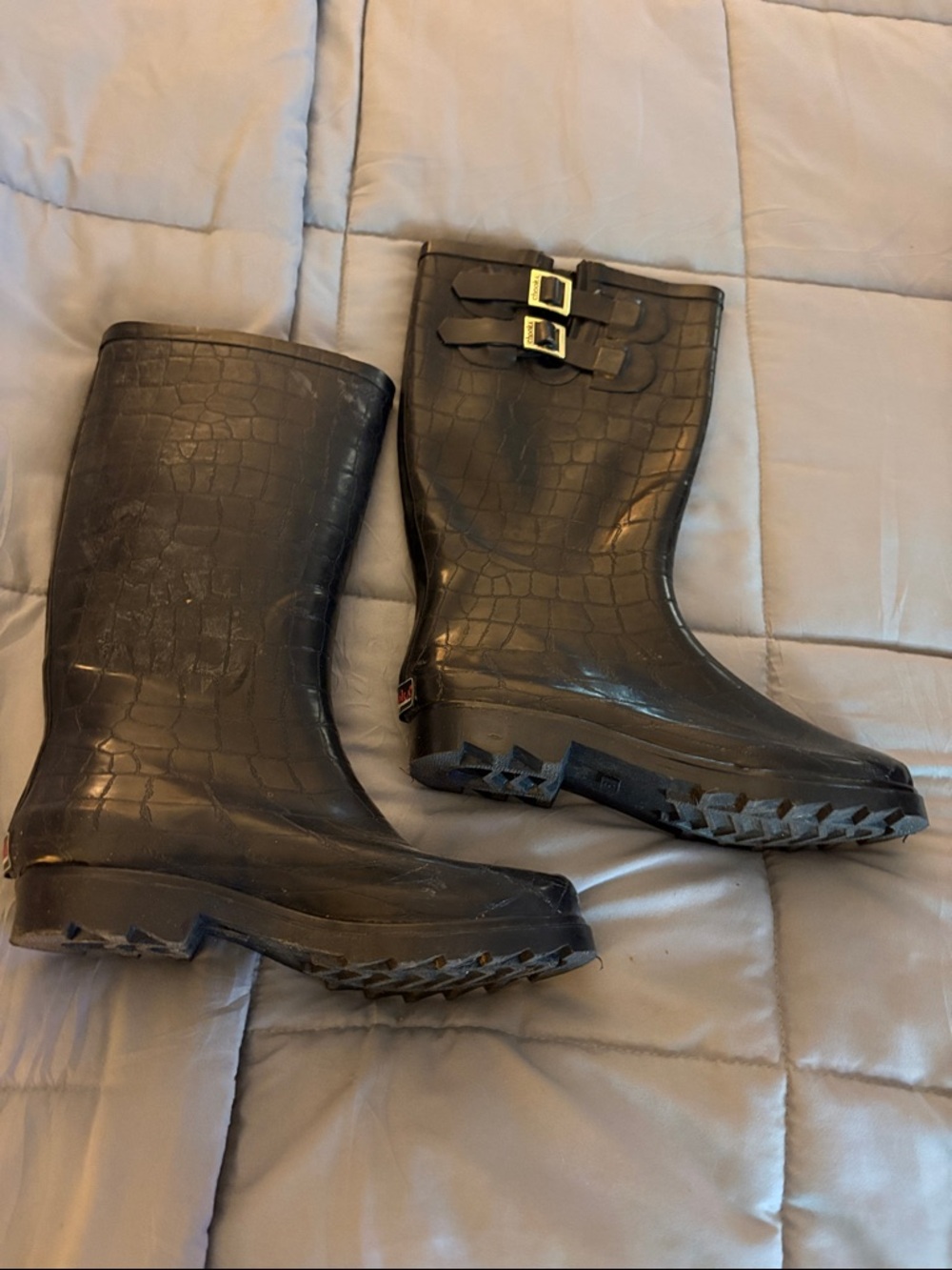 Chooka Black Croc-Embossed Rain Boots with Buckle Accent - size 9